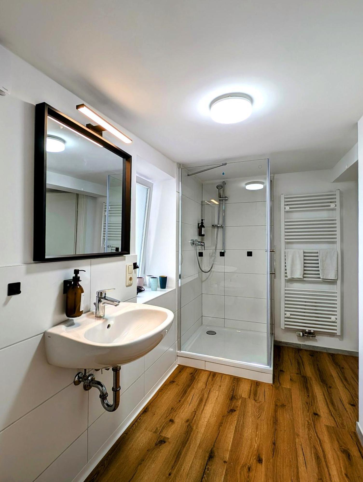 Bohnapartments - Design Suiten Am Markt - Vollausstattung - Wlan - Zentrum Ilmenau Exteriér fotografie